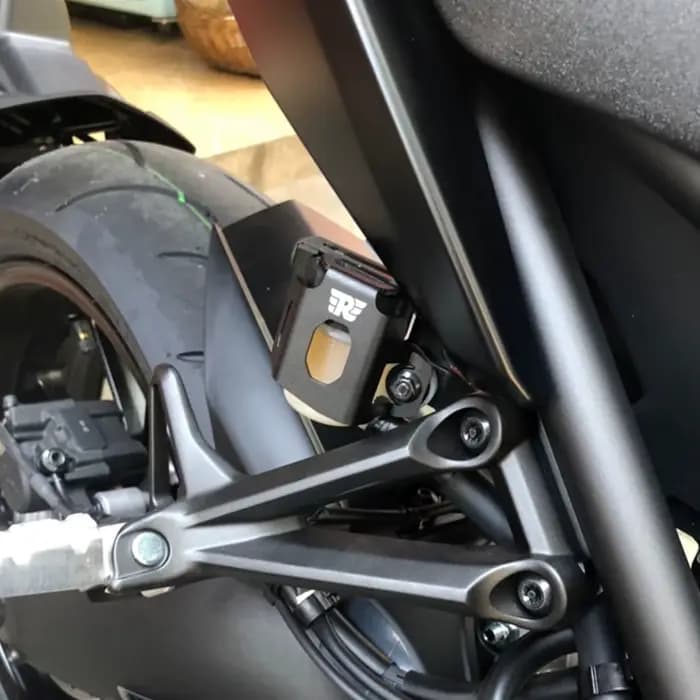 Pour Royal Enfield Bullet/Meteor/Classic 350 500 moto frein arrière réservoir de liquide garde couve