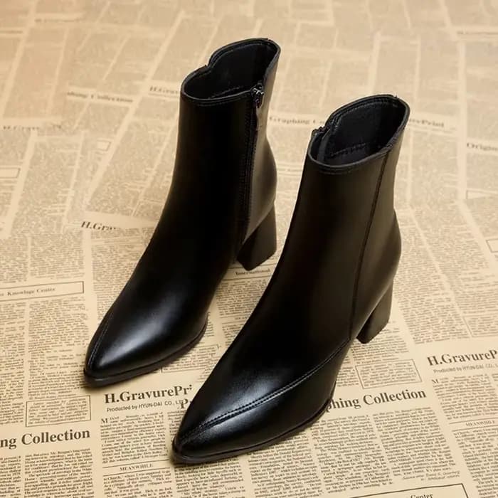 Bottes fines pour femmes, style britannique, nouvelle collection printemps-automne, bout pointu, fer