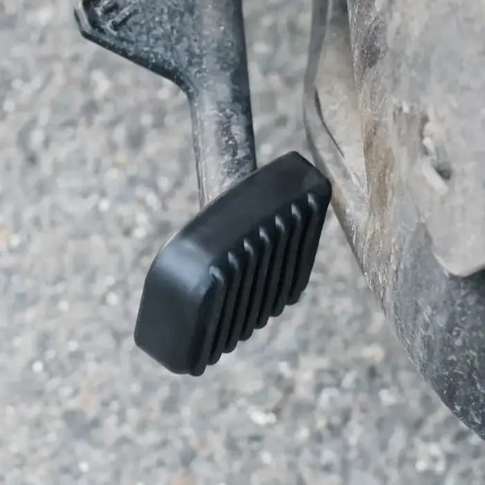 Support de pied d'appoint de moto avec base étendue en caoutchouc