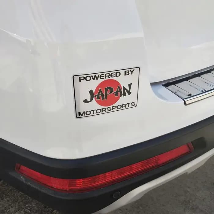Autocollant en vinyle « Powered By Japan Motorsports »