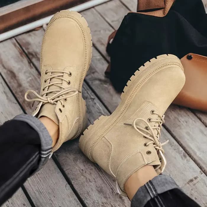 Bottes de moto mi-mollet en cuir mat rétro pour homme, style workwear, à lacets, à bout rond, semelles épaisses et chaudes pour l'automne et l'hiver
