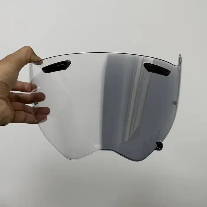 Visière automatique pour casque de moto