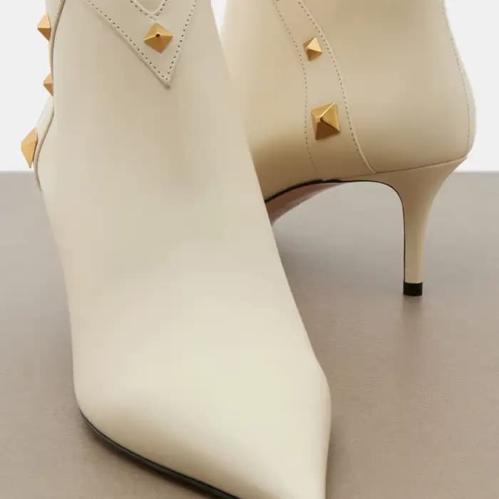 Nouvelles Bottines Femme Style Classique à Bout Pointu, Talons Fins, Décoration Rivets, Chaussures Sexy pour Soirées et Mariages