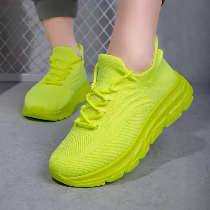 Chaussures de course grises pour hommes – Bottes plates rembourrées en dentelle et maille respirante Chaussures d'entraînement de sport légères Chaussures de conception de style décontracté