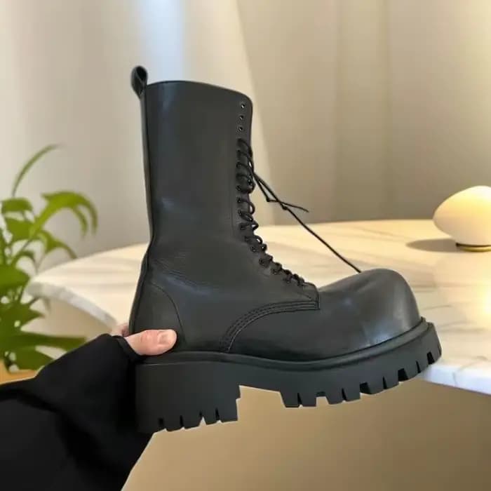 Bottes de moto à boucle pour femmes