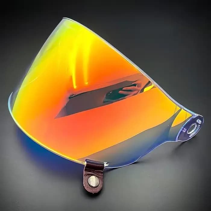 Pare-soleil pour casque de moto