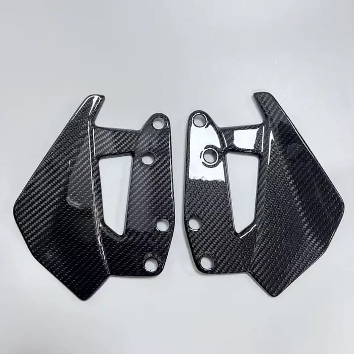 Déflecteur de vent latéral en fibre de carbone pour moto BMW R1300GS R 1300 GS