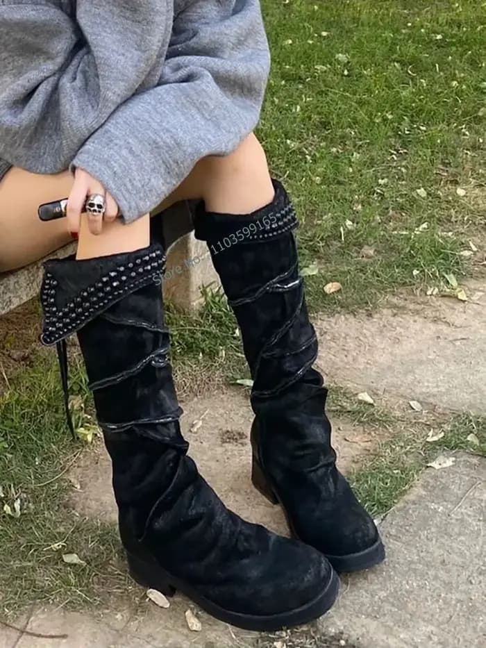 Bottes hautes à rivets solides