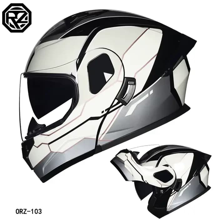 103-Casque de moto avec visage exposé