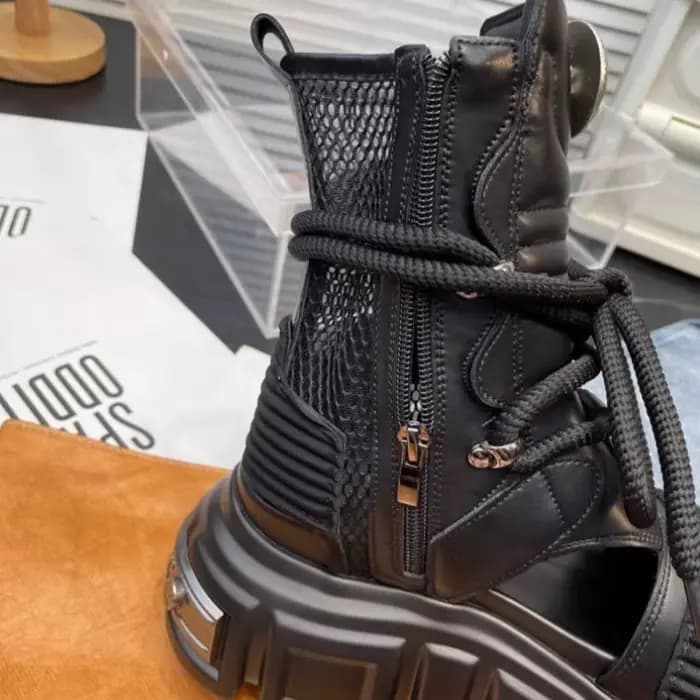 Bottes de moto de Style britannique à la mode avec semelle épaisse