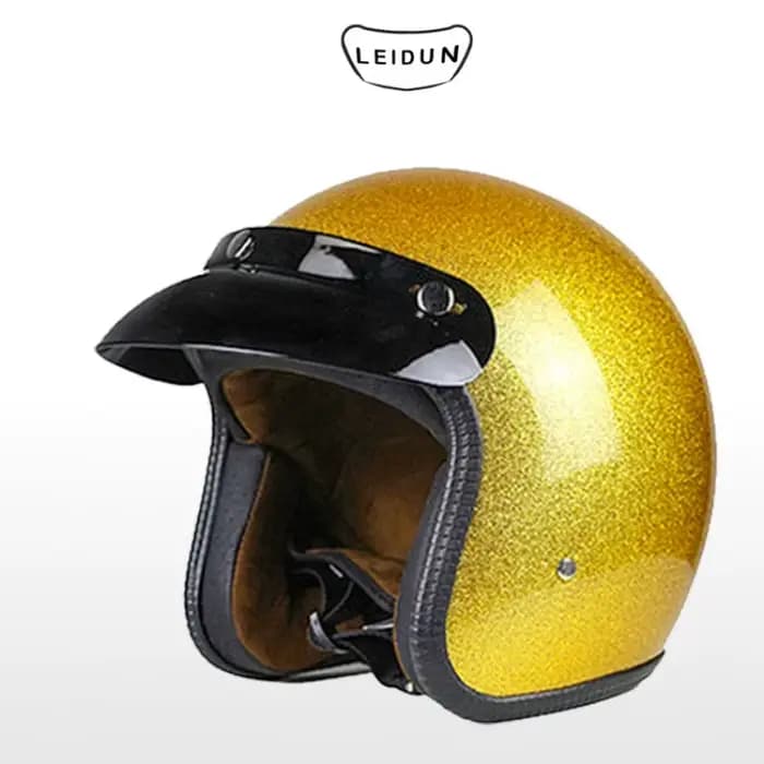 Casque de moto vintage rose brillant