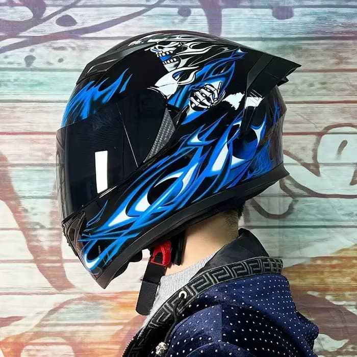 Casque de moto intégral AIS