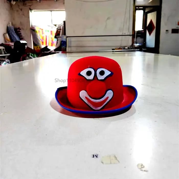 Chapeau de Clown Rayé Carnaval Amusant et Coloré, Polyvalent pour Jeu de Rôle, Accessoire de Performance pour Fête Masquée et Cirque