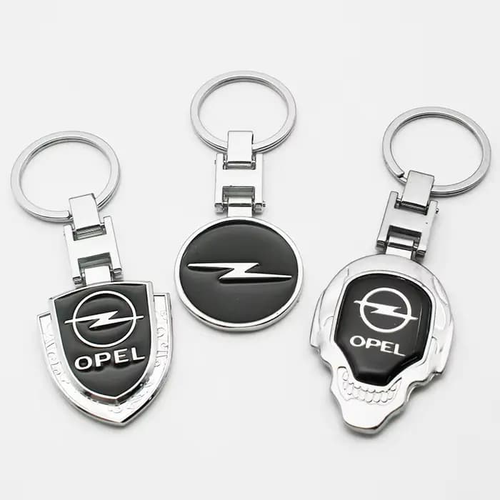 Porte-clés de voiture en métal/cuir, emblème pour Opel Astra Grandland Corsa Mokka Frontera Insignia Zafira, accessoires