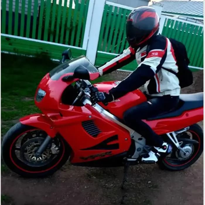 Casque de moto intégral à la mode pour hommes et femmes
