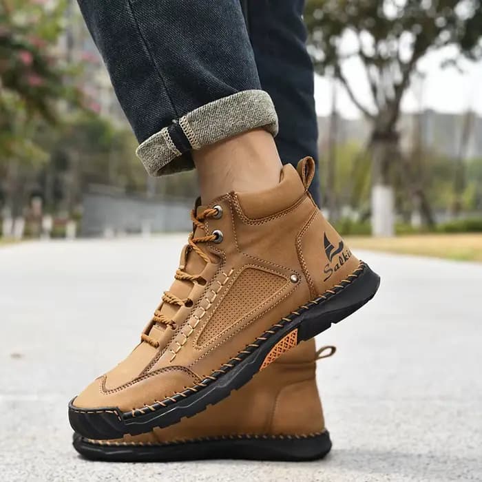 Bottes en cuir faites à la main pour hommes, baskets montantes en cuir tendance pour hommes, bottes décontractées d'extérieur à lacets marron plates