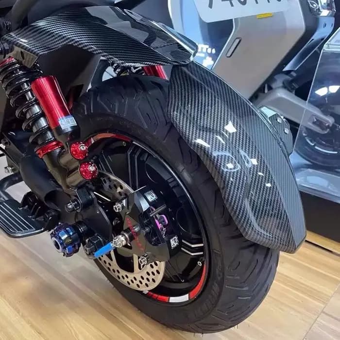 Garde-boue de moto texturé en fibre de carbone