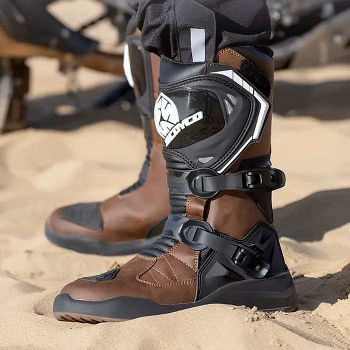 Bottes de moto professionnelles en cuir