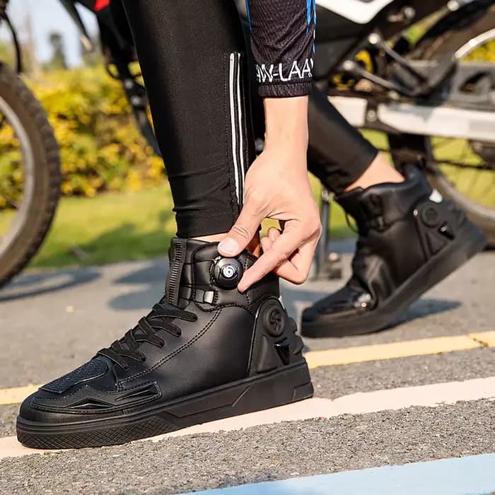 Bottes de moto imperméables pour hommes