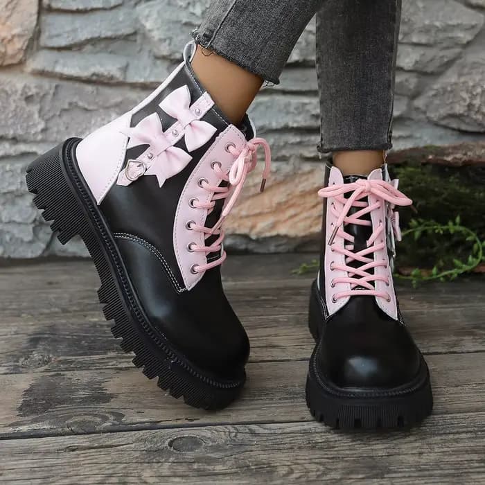 Bottines à lacets avec nœud papillon rose doux pour femme, mélange de couleurs, semelle épaisse, bonbons, Punk, décoration en métal, taille 42, automne 2025