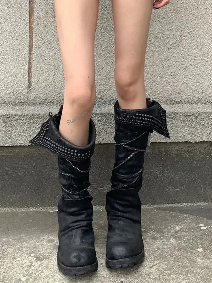 Bottes hautes à rivets solides