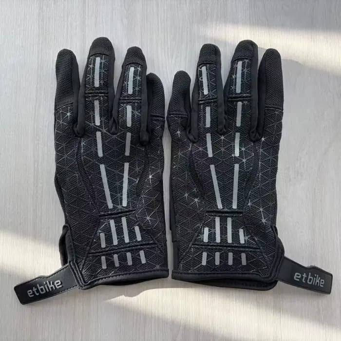 Gants de moto, adaptés à la conduite