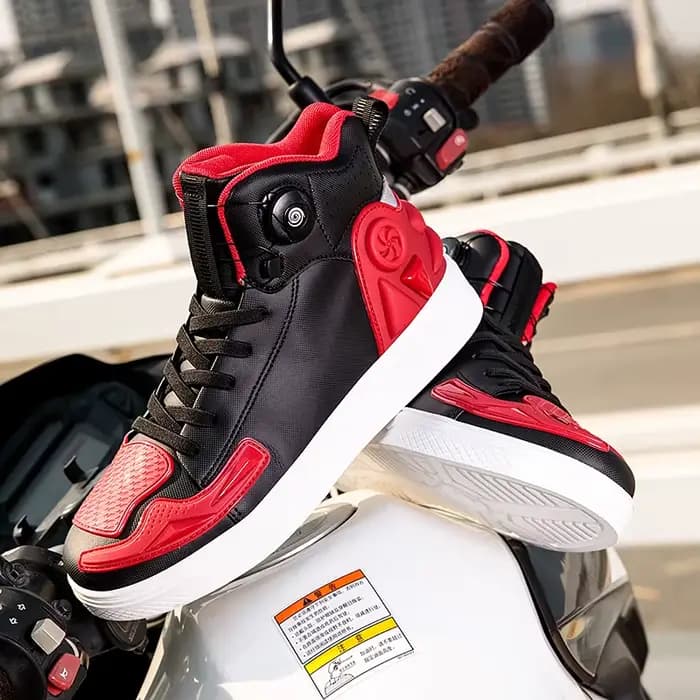 Bottes de moto imperméables pour hommes