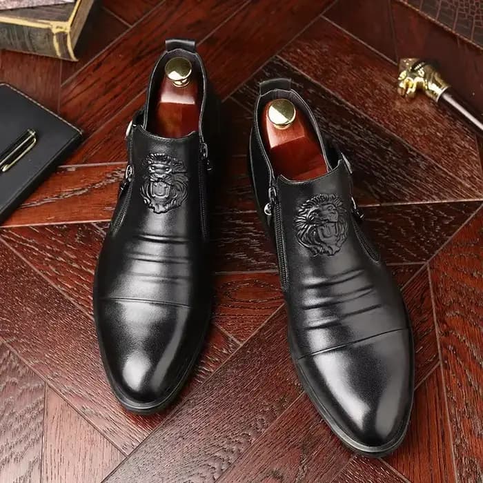 Chaussures pour hommes bottes