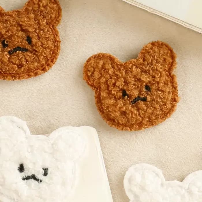 Broderie de dessin animé mignon, broderie de serviettes, accessoires d'ours en peluche, patchs, sacs, tissu, chaussures, chapeaux, accessoires vestimentaires