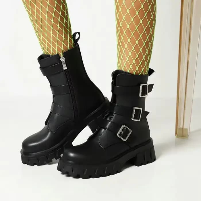 Bottines en cuir PU verni noir violet gothique pour filles occidentales, chaussures Cool d'hiver avec sangle multi-boucles, bottines à plateforme de styliste pour femmes