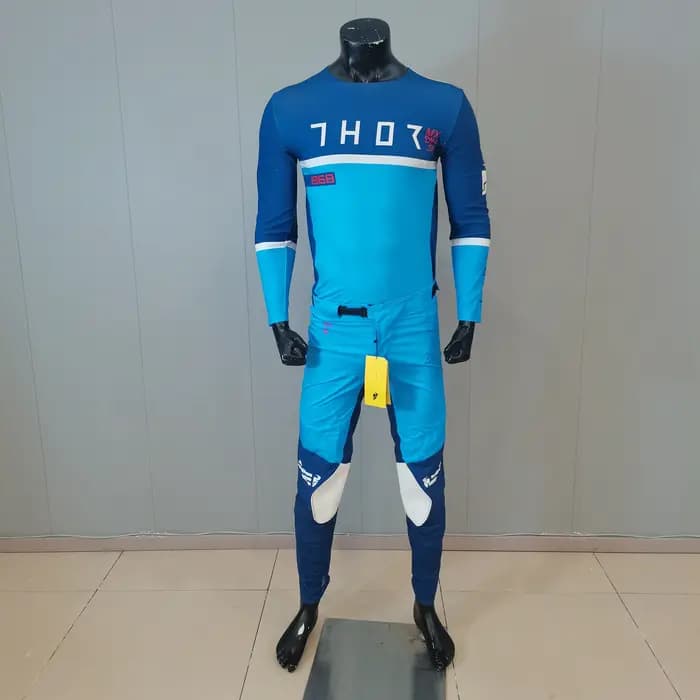 Veste et pantalon de moto tout-terrain