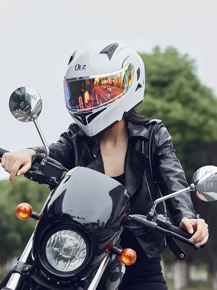 Casque de Moto à rabat modulaire