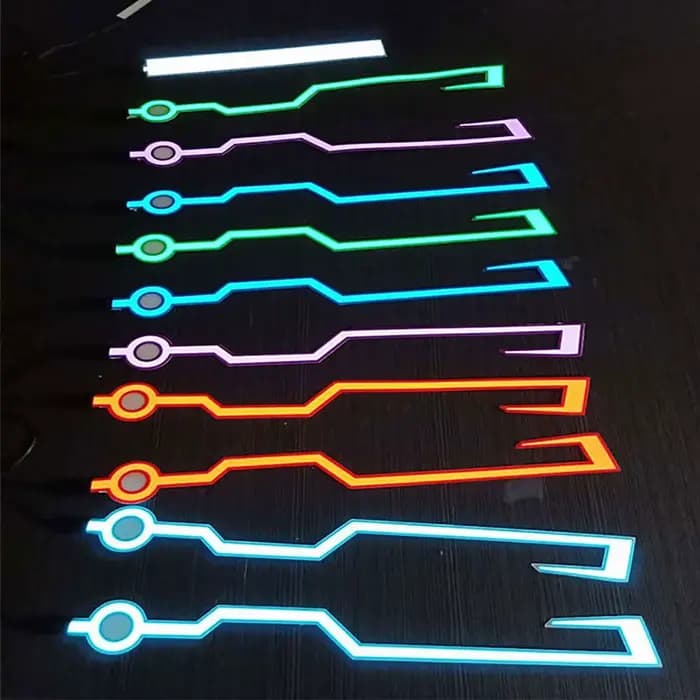Casque de moto avec lumières LED iodées