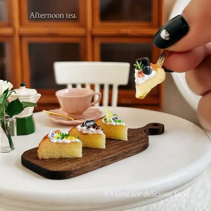 1 pièce d'accessoires de meubles de cuisine pour maison de poupée, mini-gâteau basque, pain, dessert