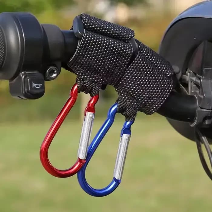 Crochet de suspension pour moto avec serrure
