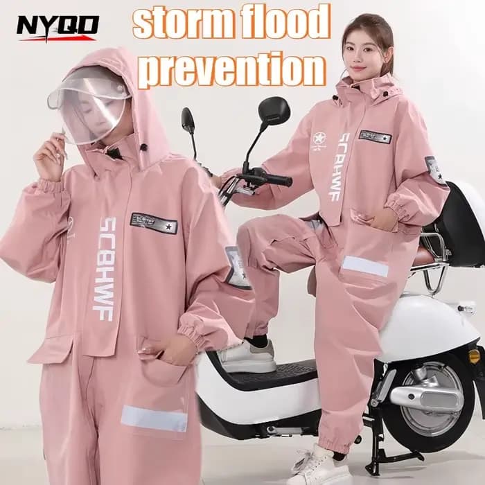 Combinaison imperméable pour motard