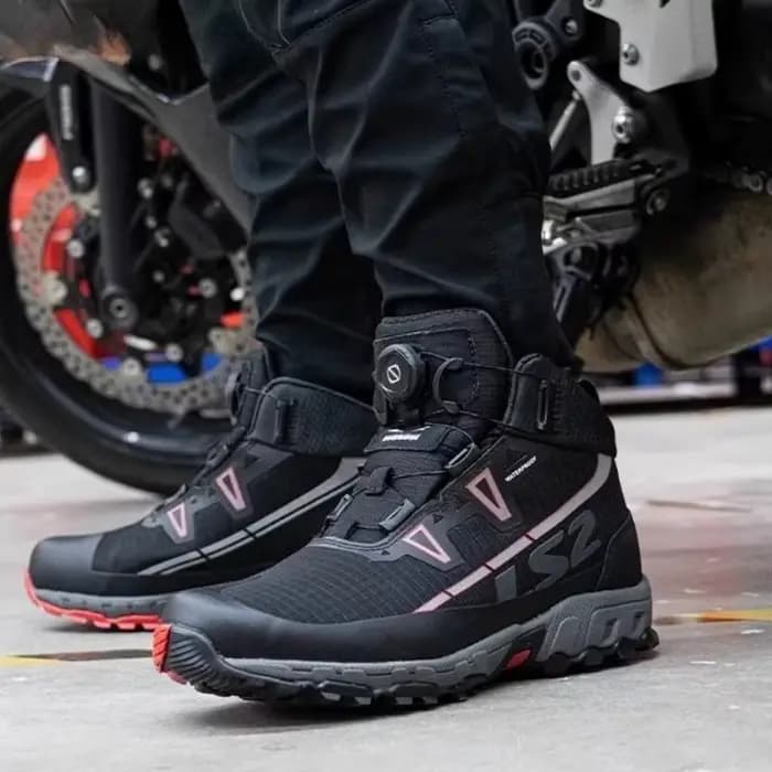 Nouvelles bottes de moto TREKKER pour l'été