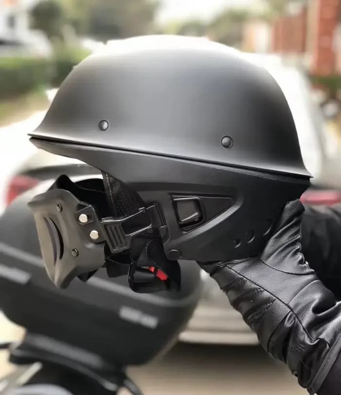 Casque de moto rétro, Malakas na lokomtiendra ko buong