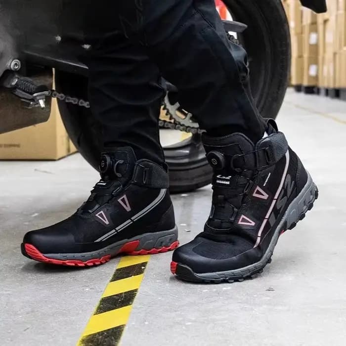 Nouvelles bottes de moto TREKKER pour l'été