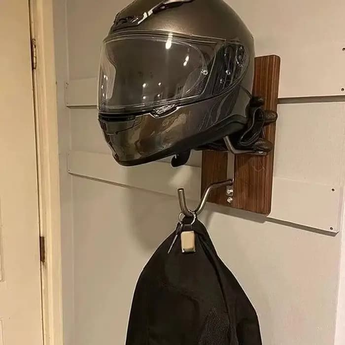 Support mural pour casque de moto