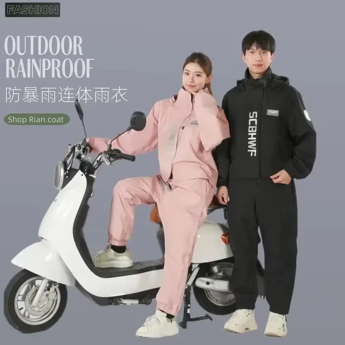 Combinaison imperméable pour motard