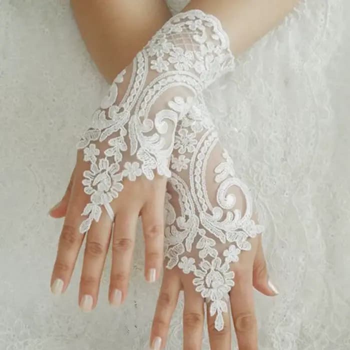 Nouvelles femmes de mariage gants sans doigts dentelle blanc noir haute qualité gants de mariage mitaines accessoire fille fête gants Sexy Guante