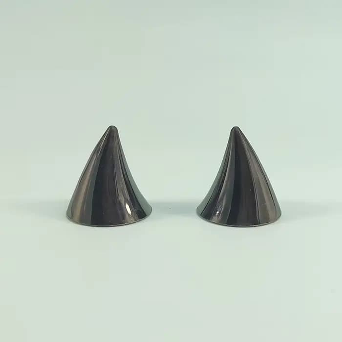 Casque de moto tout-terrain intégral avec corne en caoutchouc