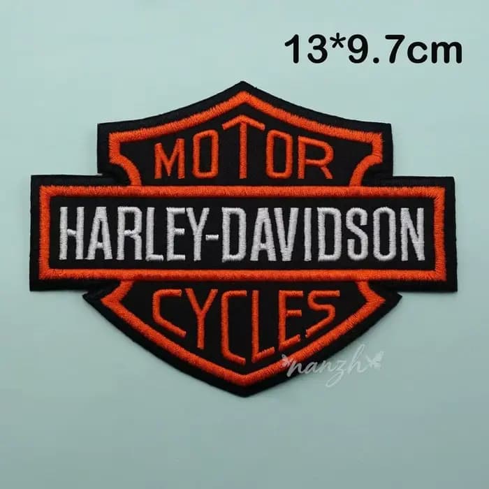 Veste en cuir brodée avec logo de moto