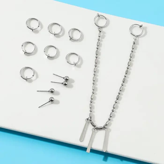 Ensemble de bijoux de cosplay de dessin animé Horimiya - Boucles d'oreilles créatives et exquises et accessoires de piercing pour les fans