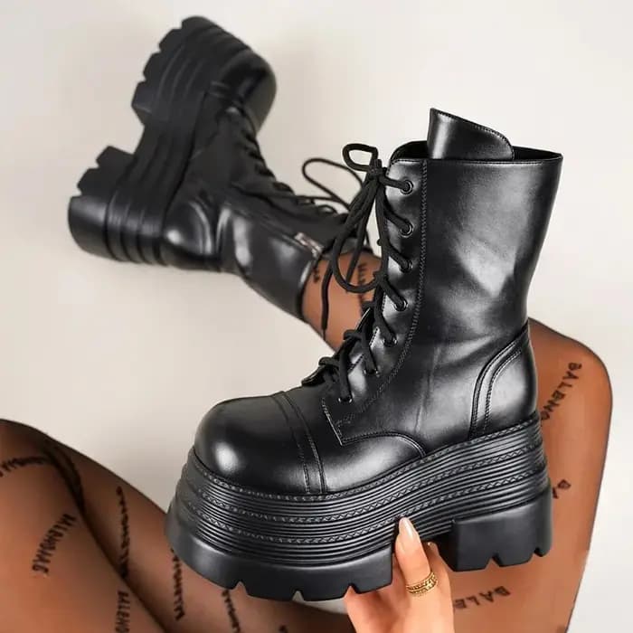 Bottes gothiques de Style Punk pour femmes, bottes en cuir mi-mollet à la mode, bottes de moto pour femmes, bottines à plateforme augmentant la hauteur