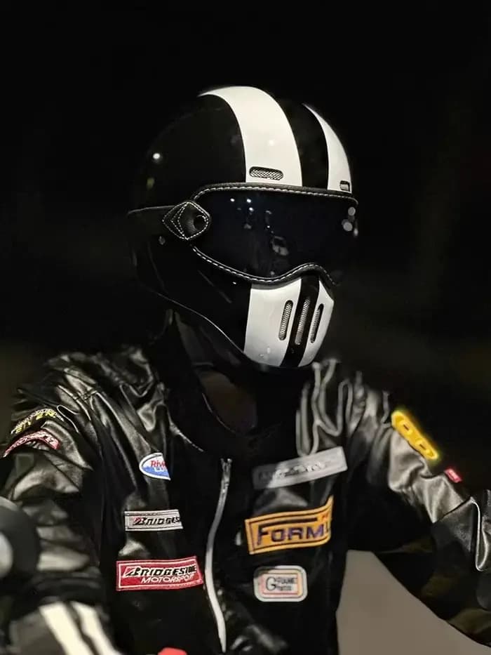 Casque de moto rétro intégral