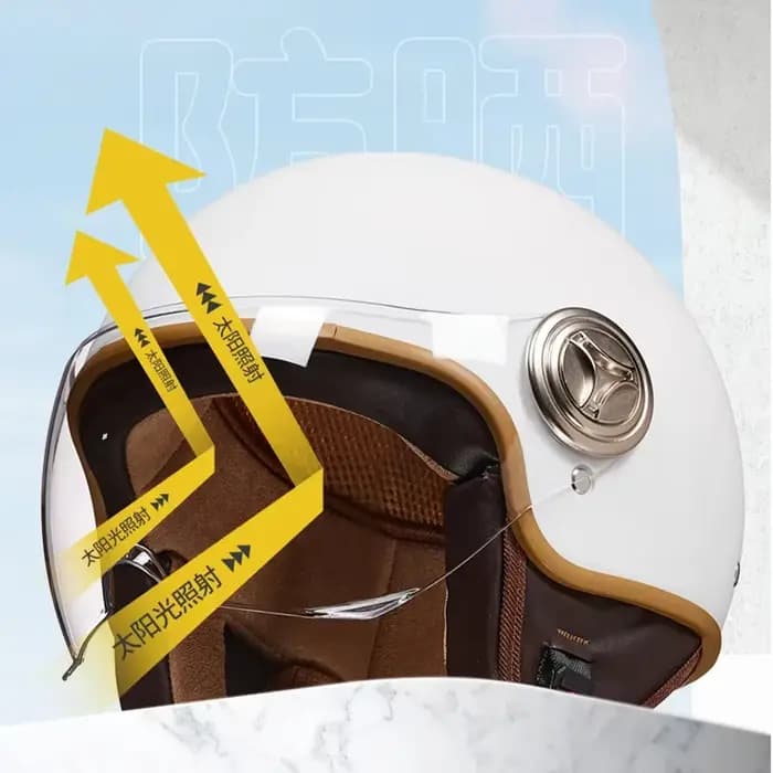 Casque de moto élégant avec oreilles de chat