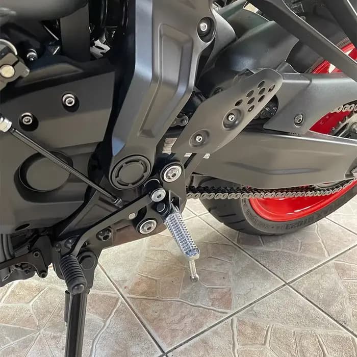 Repose-pieds avant avec pédale, repose-pieds pour YAMAHA MT07, ugger 700, MT09, ugger 900, MT15, XSR