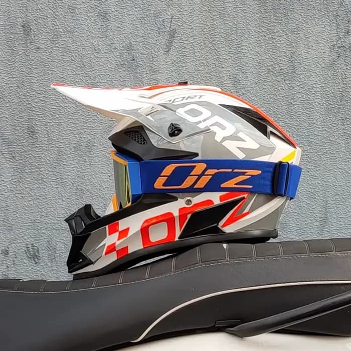 Casque de moto tout-terrain super cool